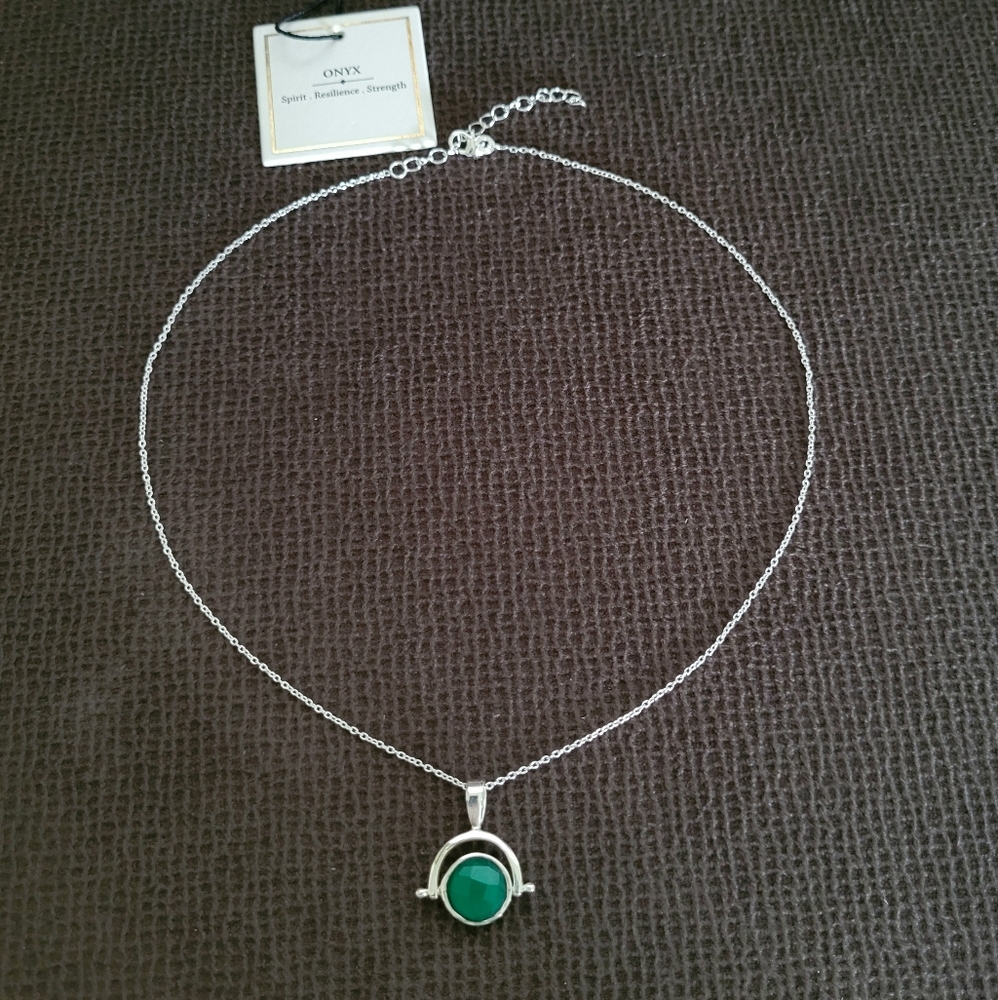 Shivam Rotating Disc💿 Pendant Necklace - NWT
